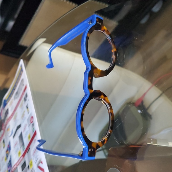 Stylish Glasses without dioptersTortoiseshell Round Glasses - Picture 5 of 5